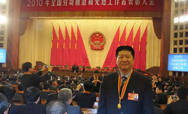 助推宁晋走向辉煌先进模范人物——王玉锋